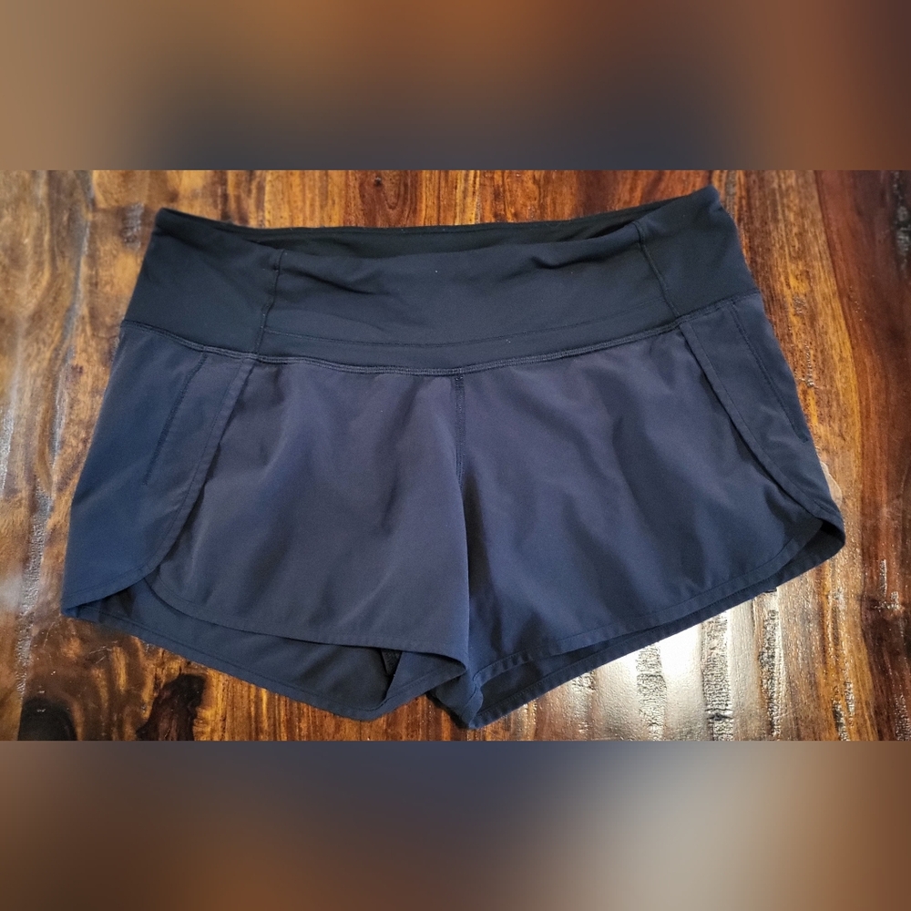 LULULEMON  Women's Black Athletic Shorts SZ 8